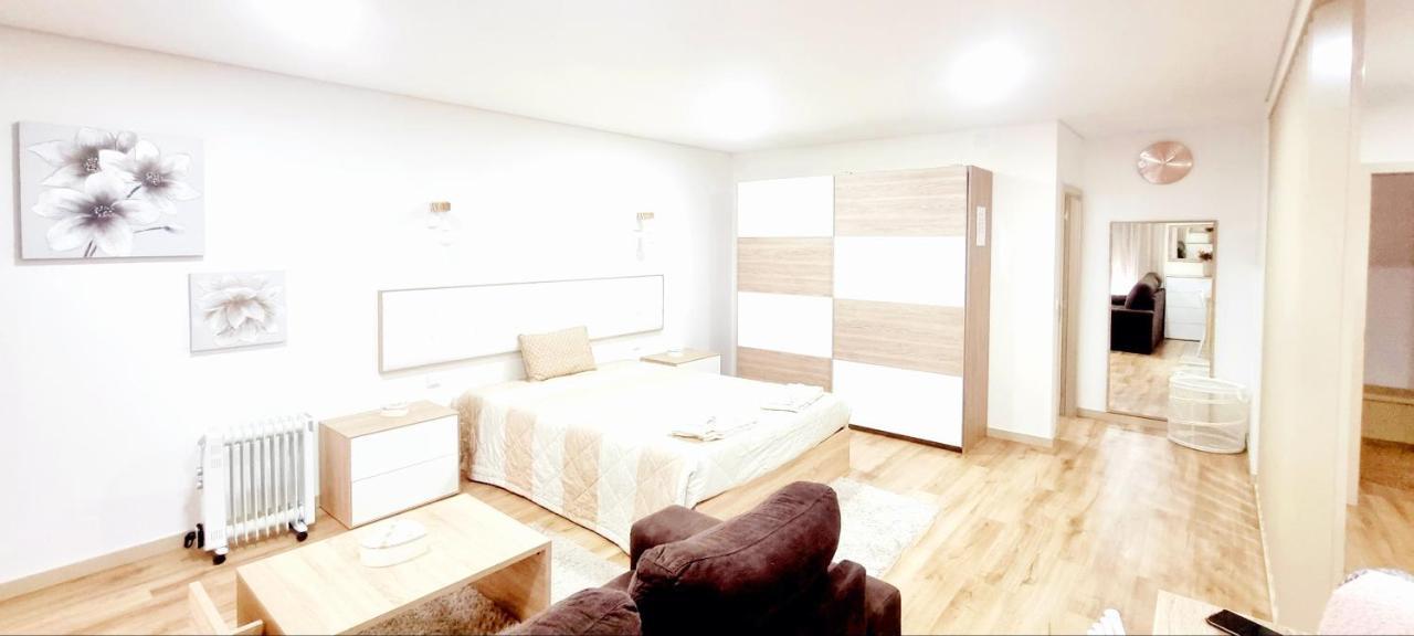 Imperial Apartment 1, 2 E 3 Брага Екстер'єр фото