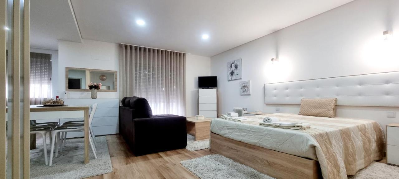 Imperial Apartment 1, 2 E 3 Брага Екстер'єр фото